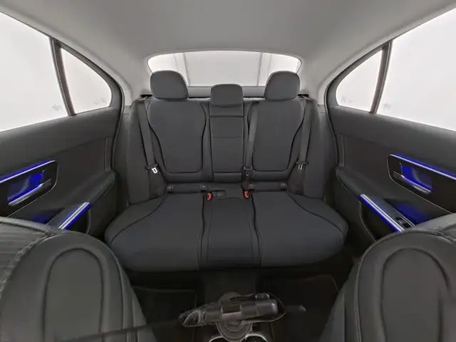 Mercedes-Benz C-Class view 10