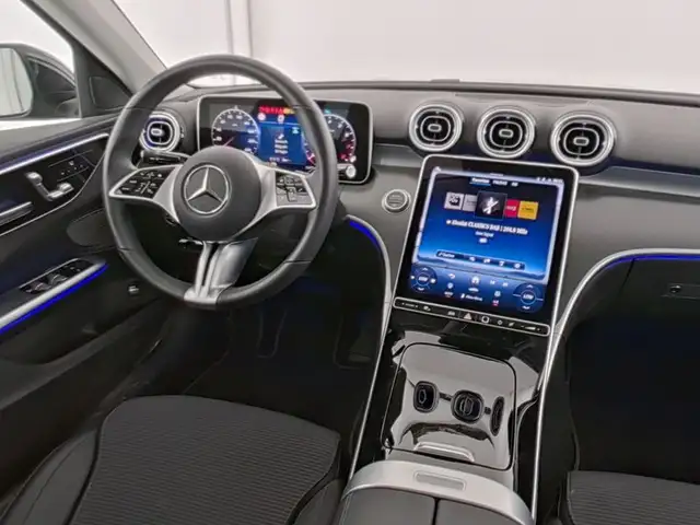 Mercedes-Benz C-Class view 7