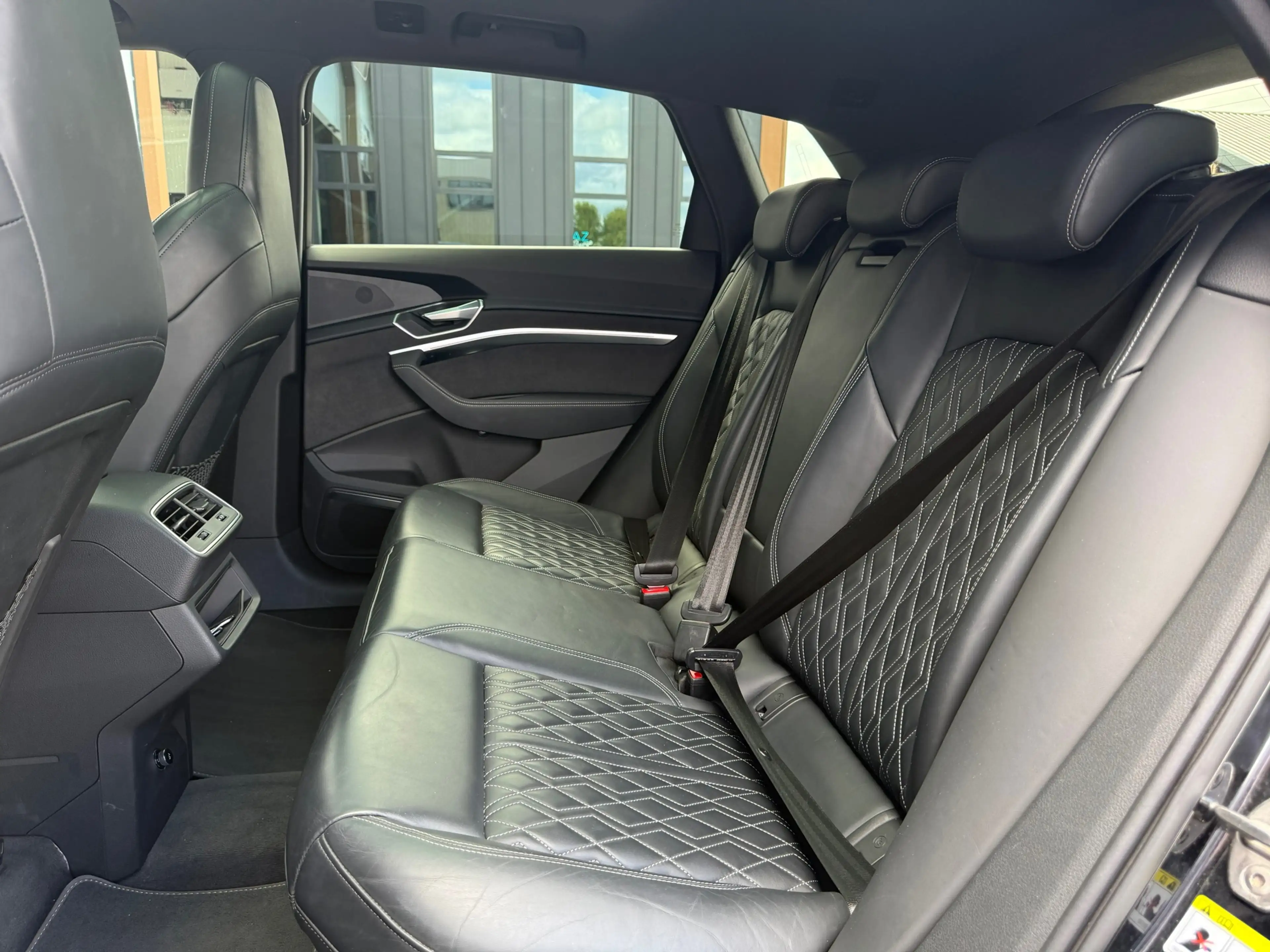 Audi e-tron S quattro 95 kWh/B&O/Pano/RS-stoelen/Camera/NAP — photo 12