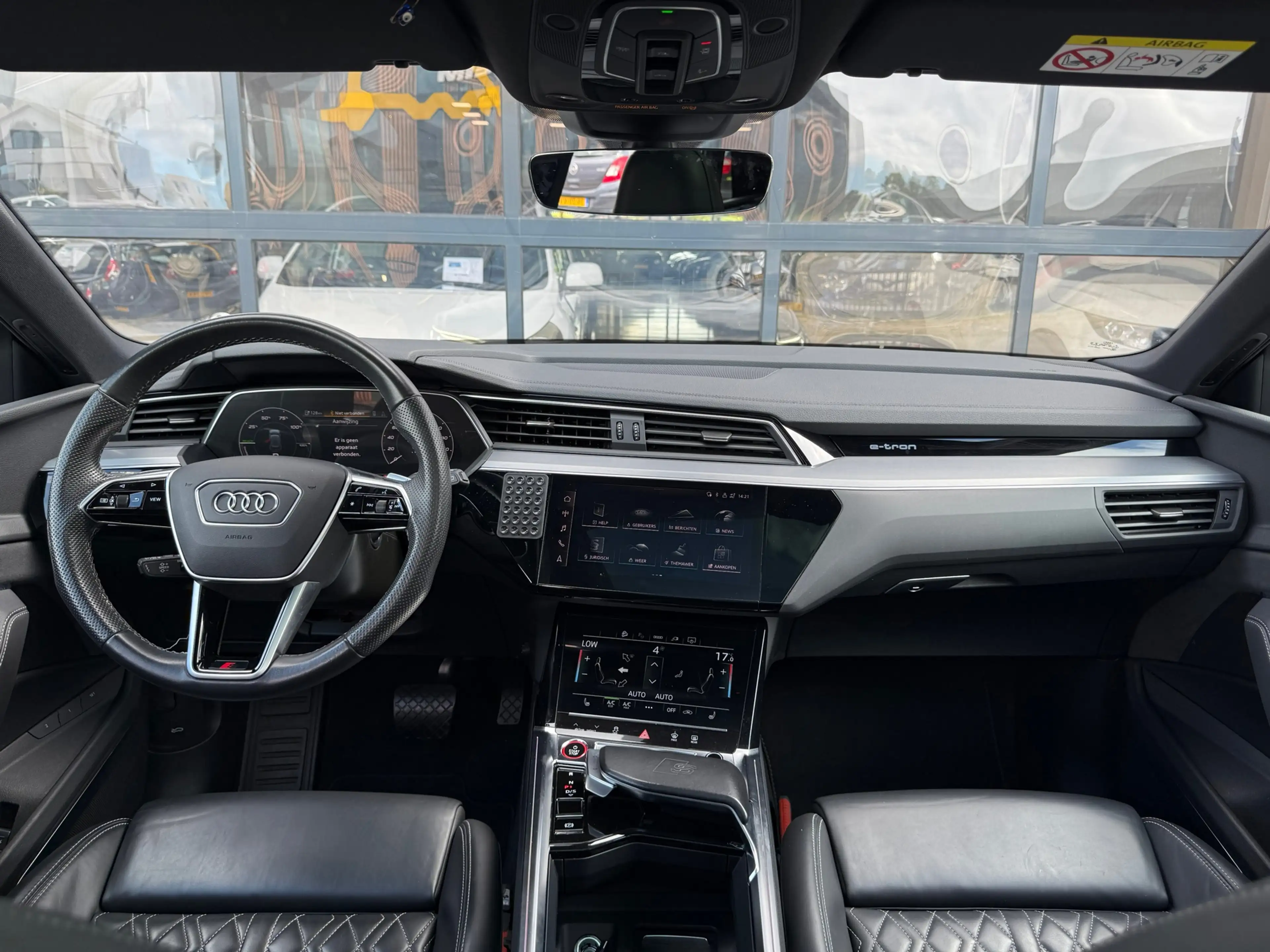 Audi e-tron S quattro 95 kWh/B&O/Pano/RS-stoelen/Camera/NAP — photo 13