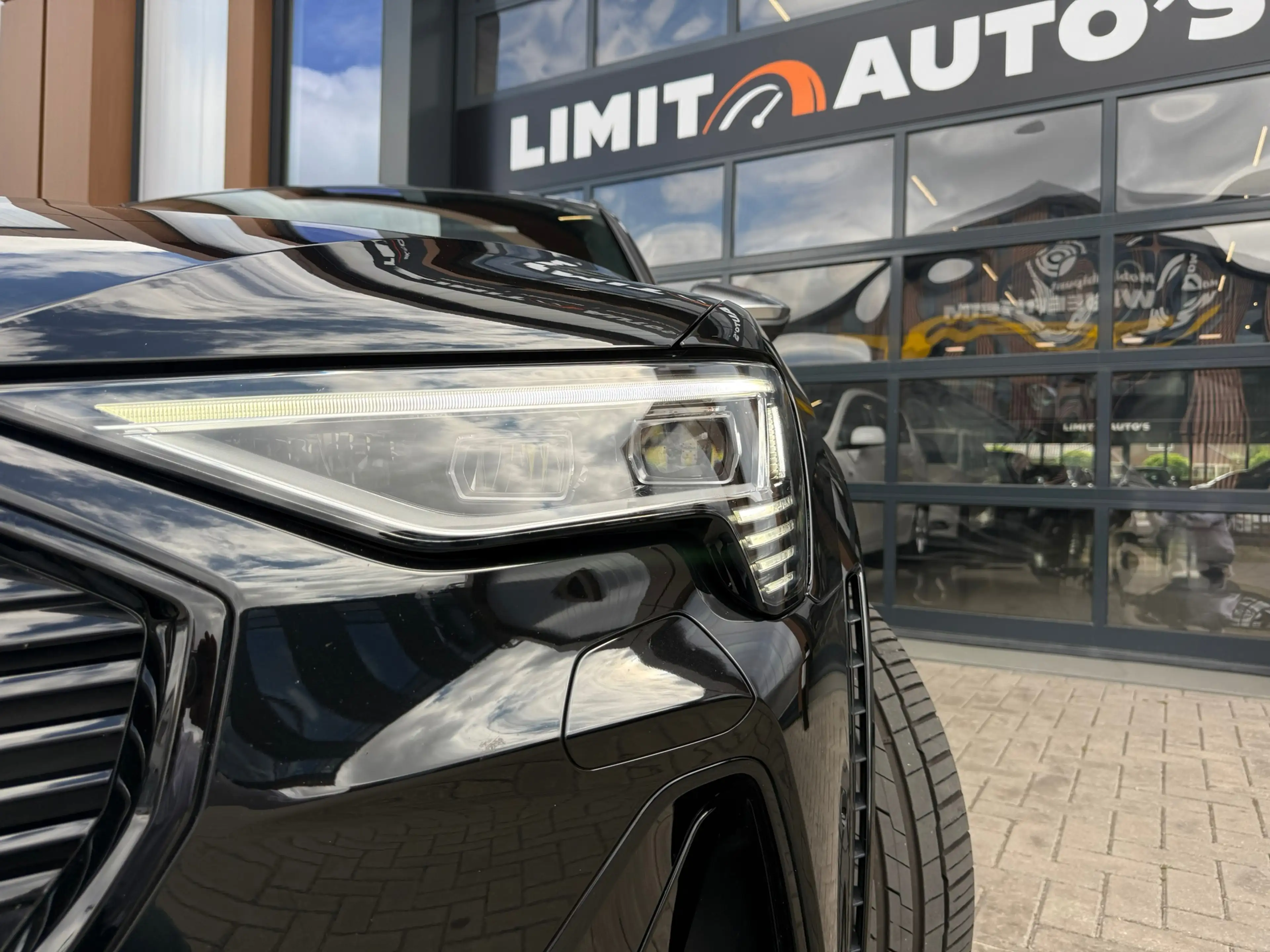 Audi e-tron S quattro 95 kWh/B&O/Pano/RS-stoelen/Camera/NAP — photo 9