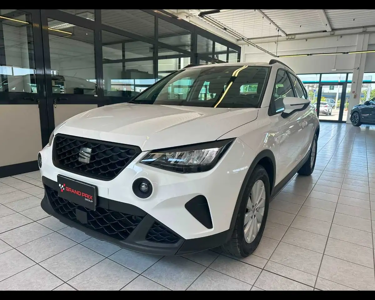 SEAT Arona 1.0 ECO TSI DSG STYLE 110CV MY 24 — photo 1 of 15