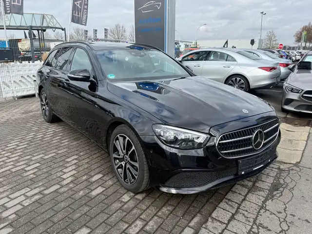 Mercedes-Benz E 400 E 400d T 4M 2x Avantgarde Night FAP+HuD+Panorama