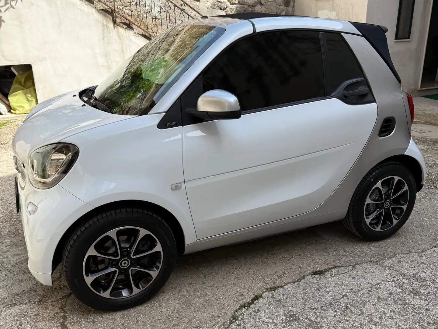 smart city-coupé/city-cabrio Passion Bílá - 1