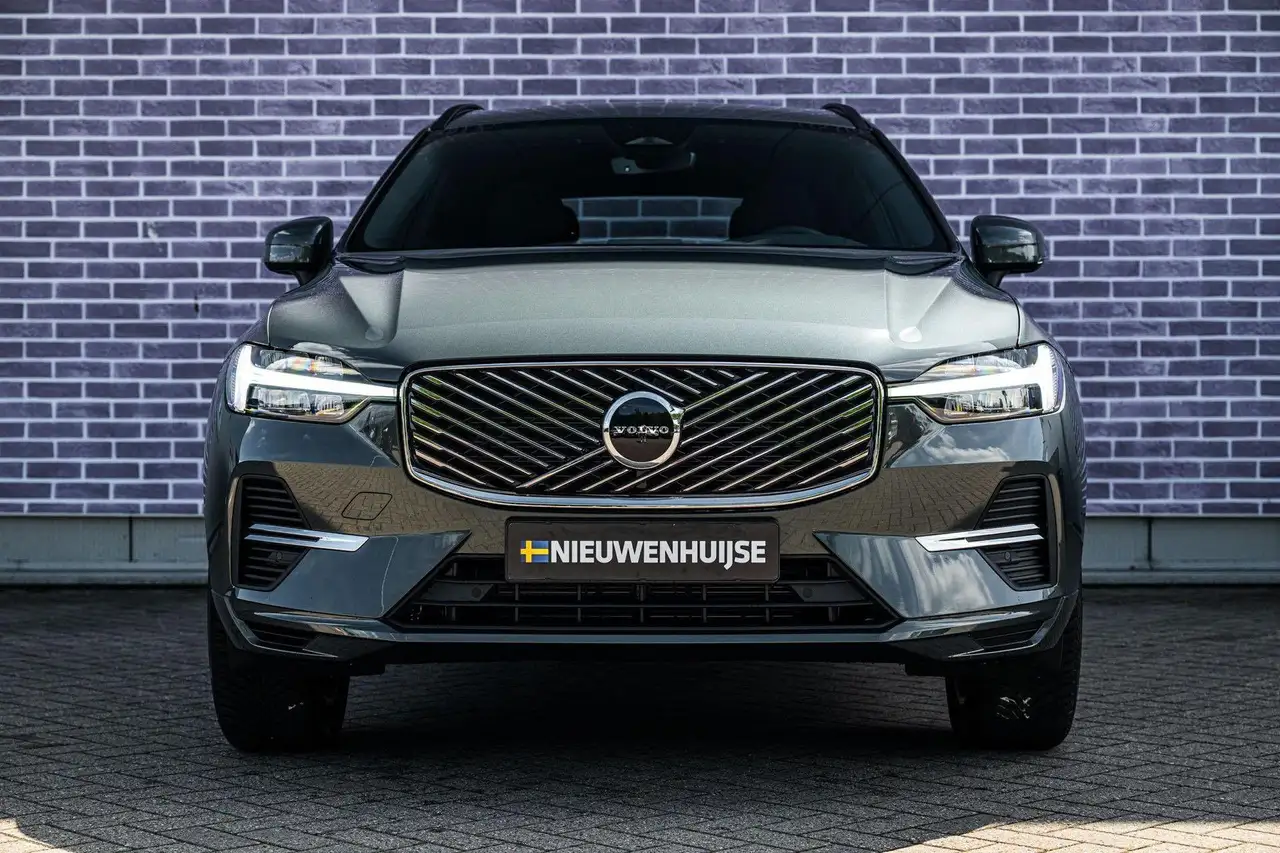 Volvo XC60 2026 — фото 8