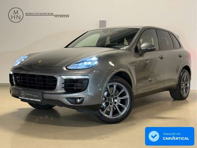 Imagine Porsche Cayenne S Diesel 4.2 V8 TDI BOSE*KAM*TOTW*PANO