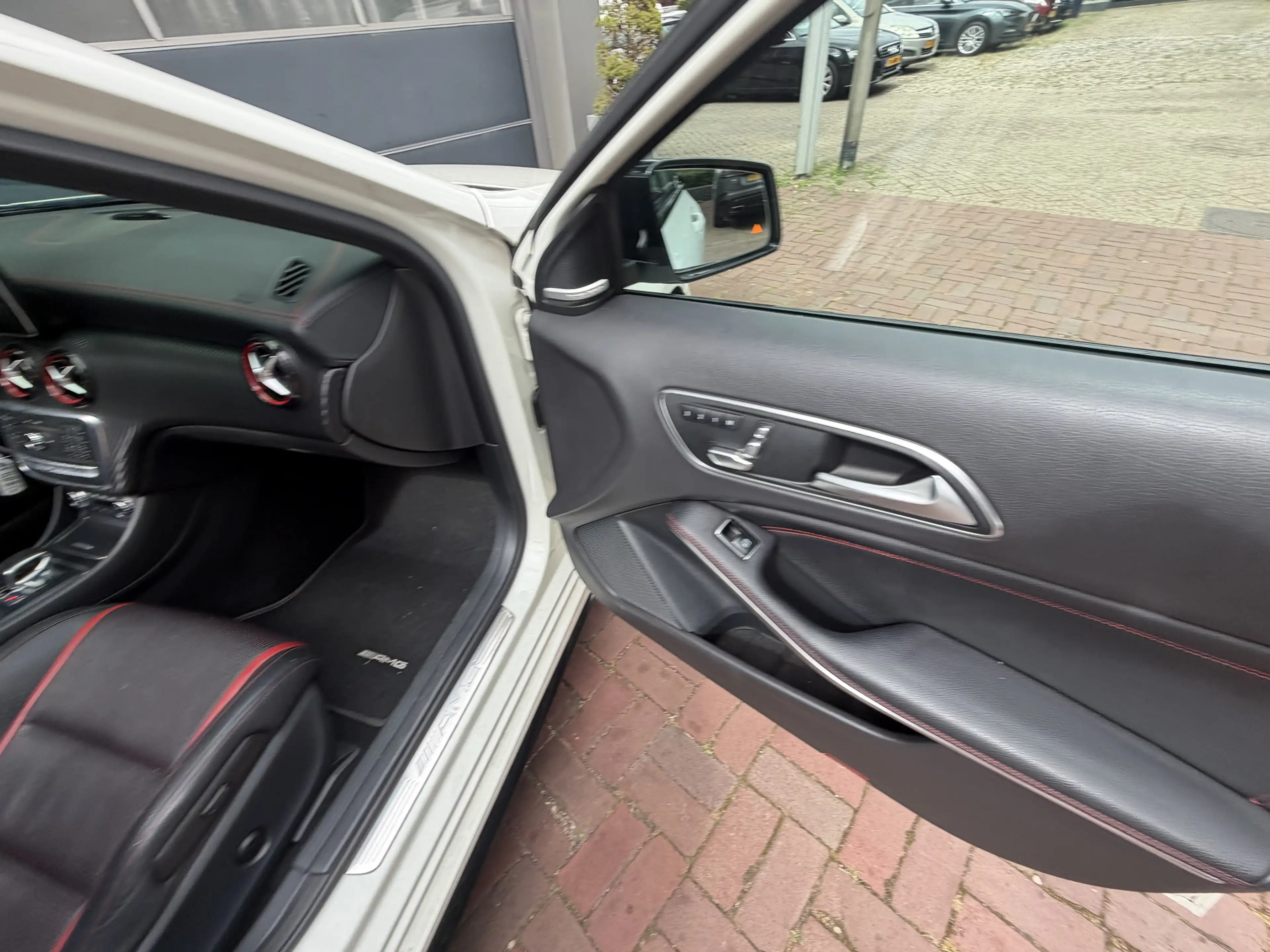 Mercedes-Benz A 45 AMG 4MATIC 2016 Km 157.000 Nap 381PK Dealer onderhoude — photo 23