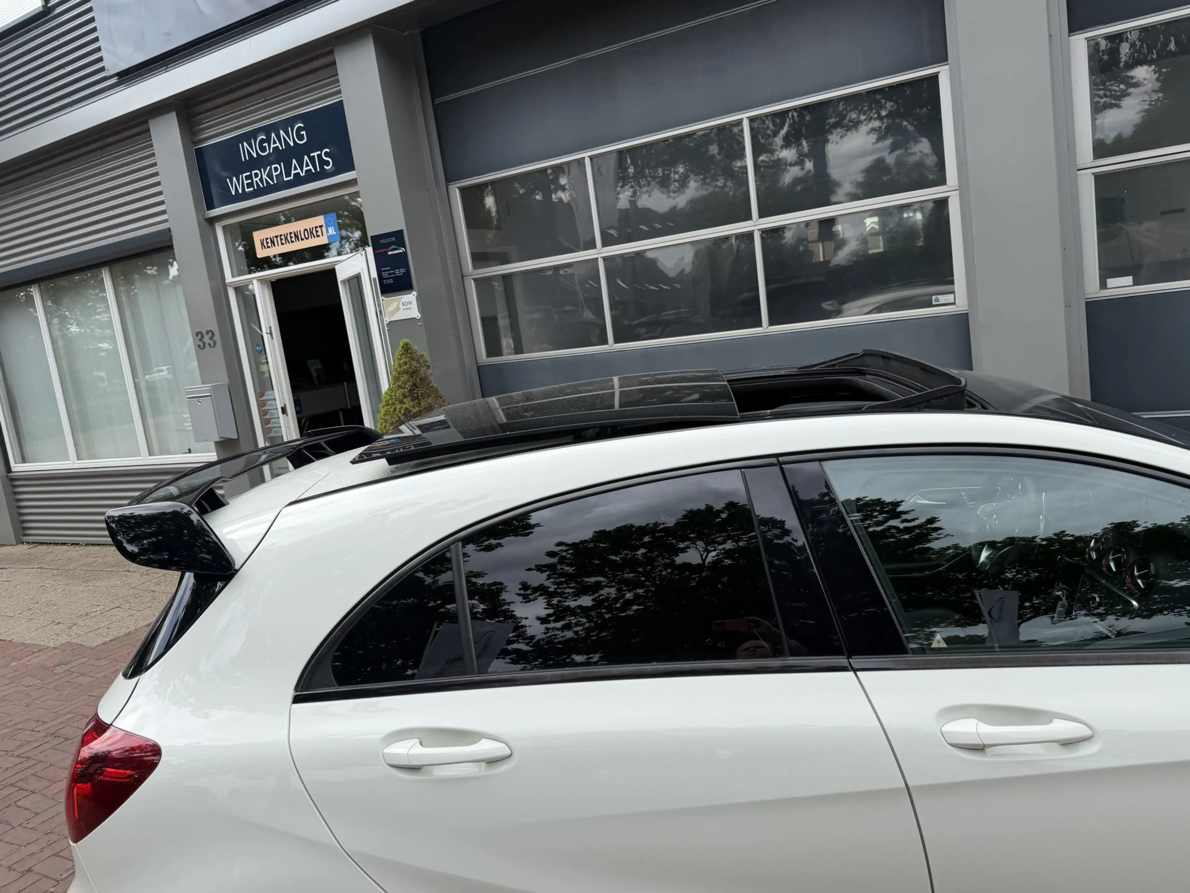 Mercedes-Benz A 45 AMG 4MATIC 2016 Km 157.000 Nap 381PK Dealer onderhoude — photo 46