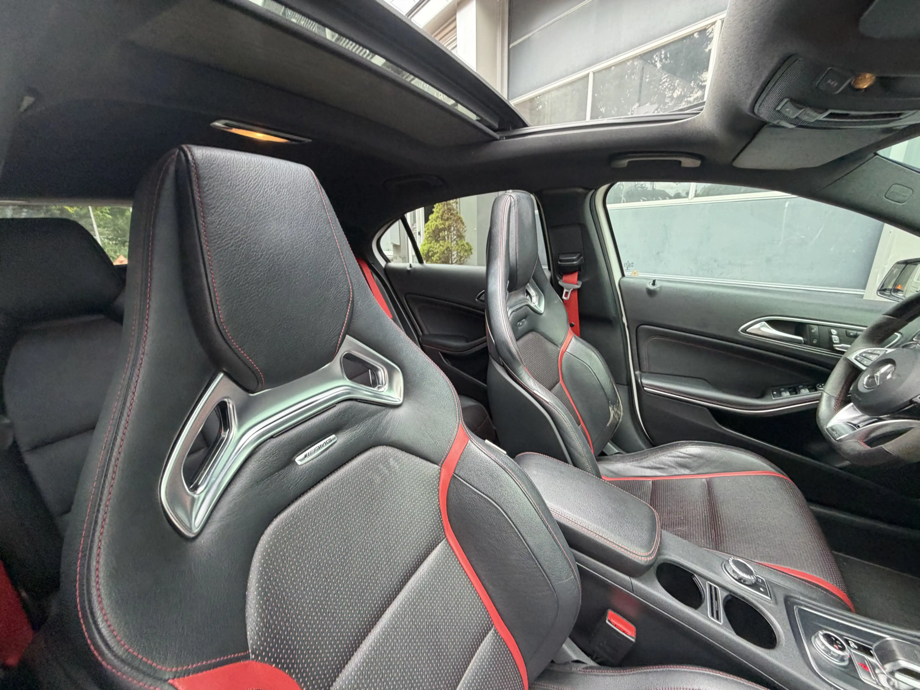 Mercedes-Benz A 45 AMG 4MATIC 2016 Km 157.000 Nap 381PK Dealer onderhoude — photo 39
