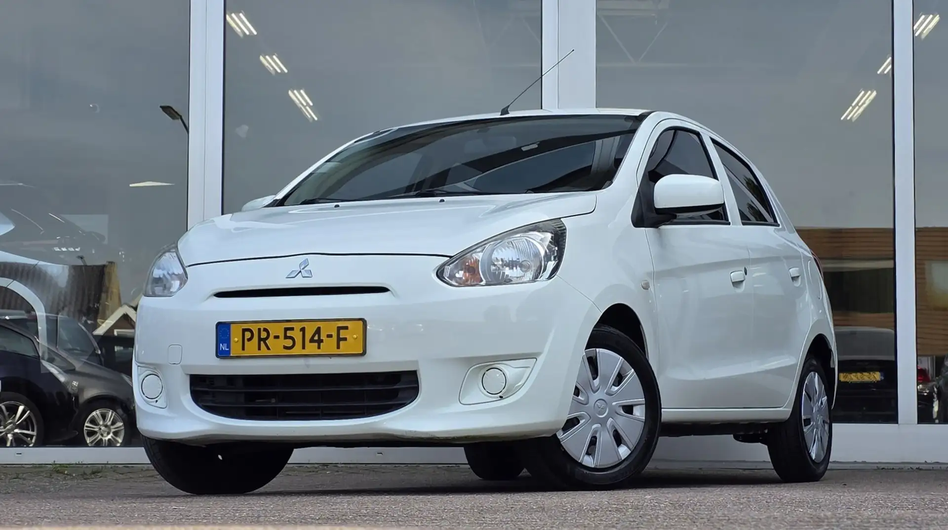 Mitsubishi Space Star 1.2i 12V CVT Automaat Invite Privacyglas Blanco - 1