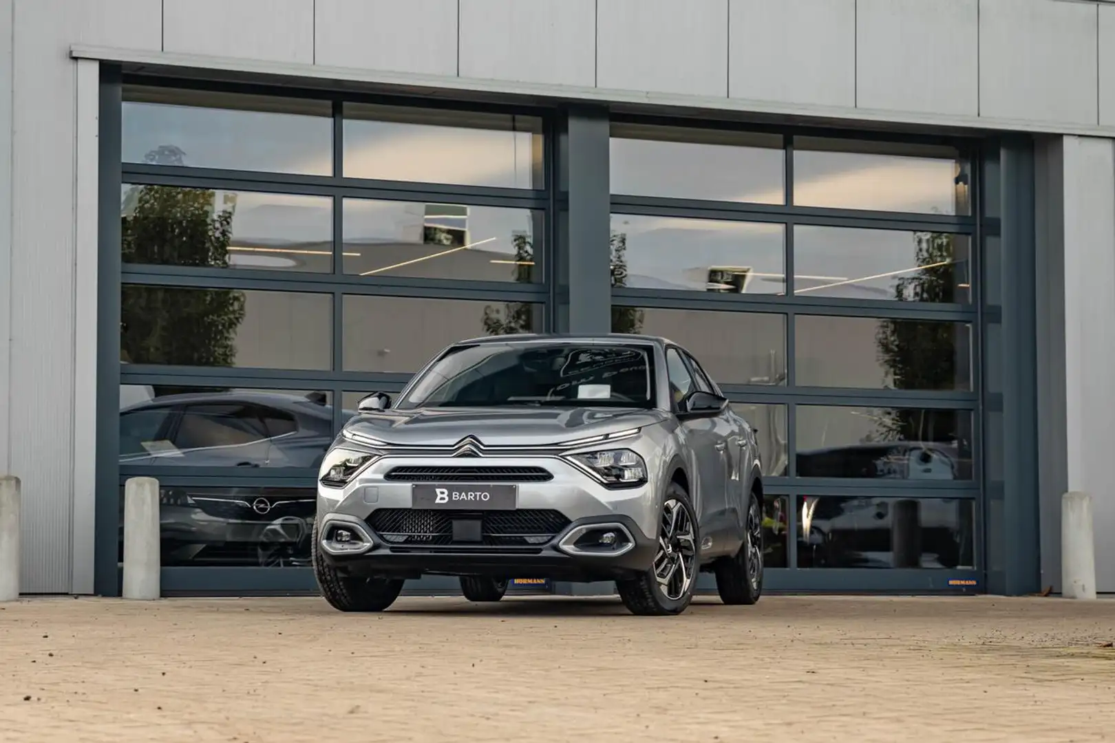 Citroen C4 X 130 PK AT | MAX | Camera | Adapt. Cruisctrl. | ... Gris - 1