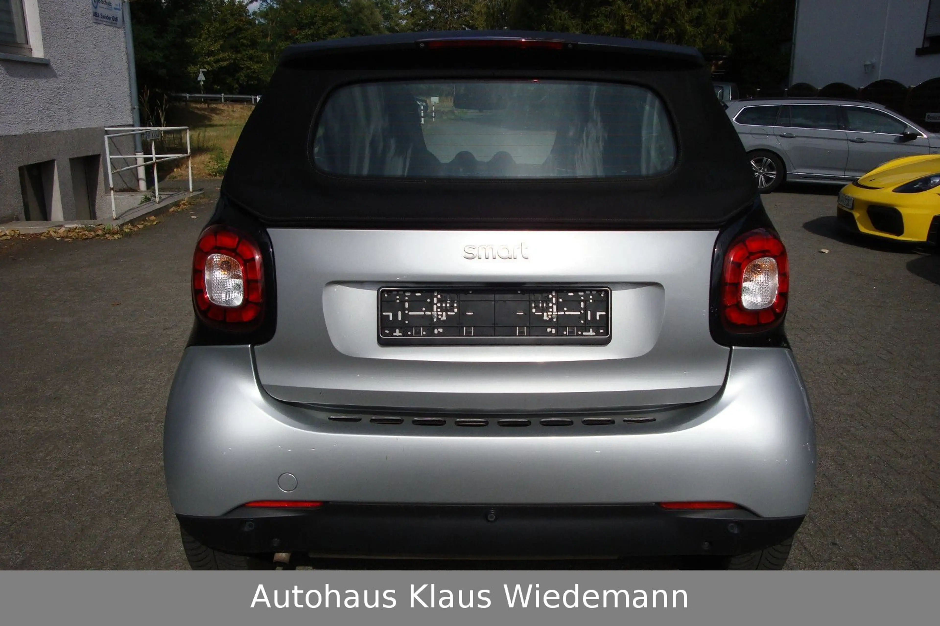 smart forTwo Cabrio 0.9 Pasion Twinamic - 1.Hd/24 TKM — photo 4