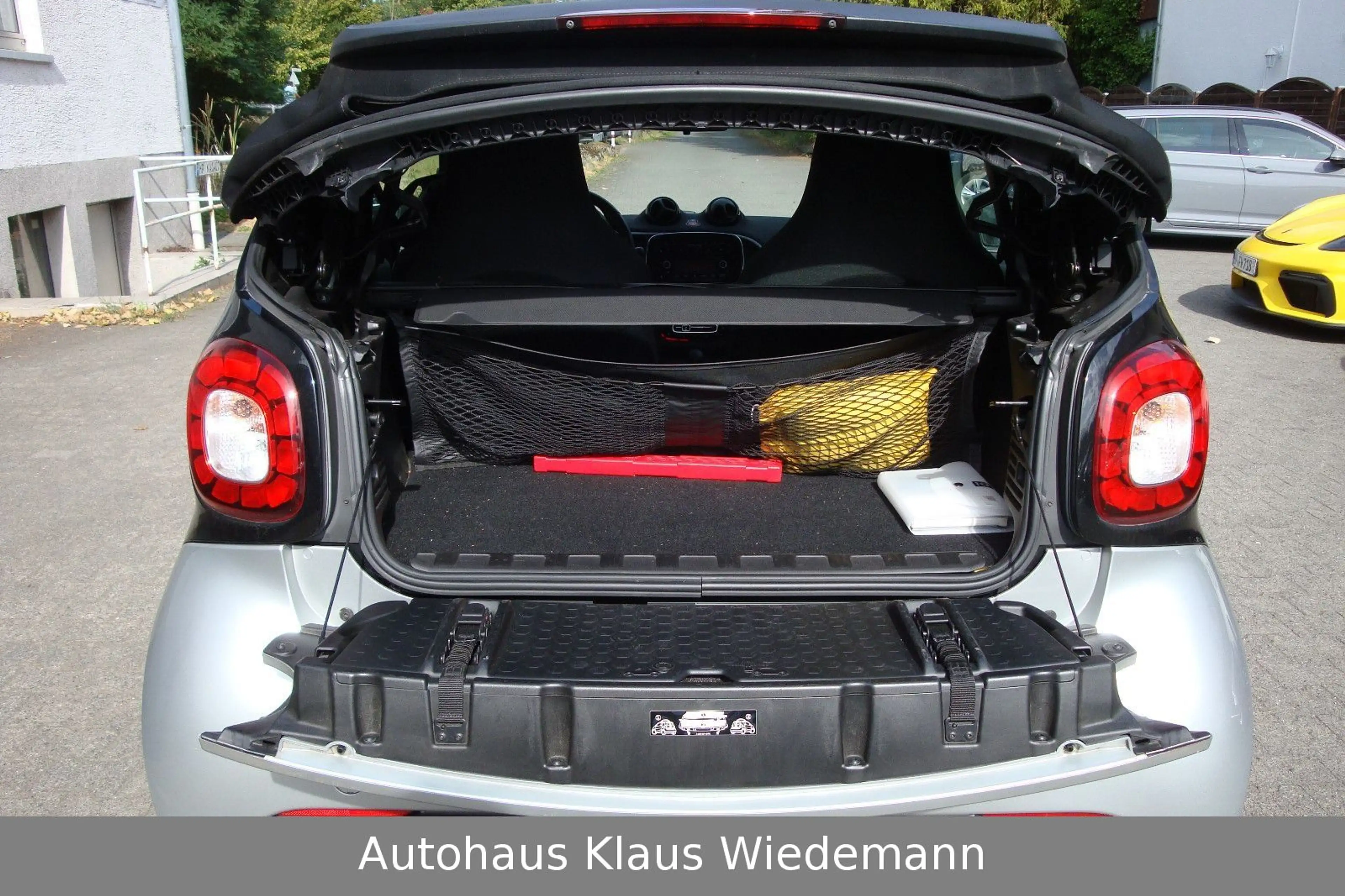 smart forTwo Cabrio 0.9 Pasion Twinamic - 1.Hd/24 TKM — photo 5