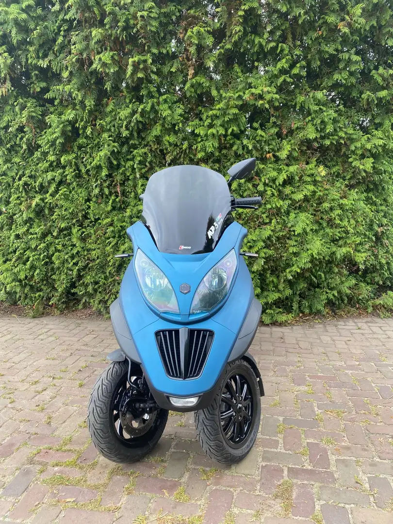 Piaggio MP3 250 Custom piaggio mp3 - Akrapovic - long beach blue Blauw - 1