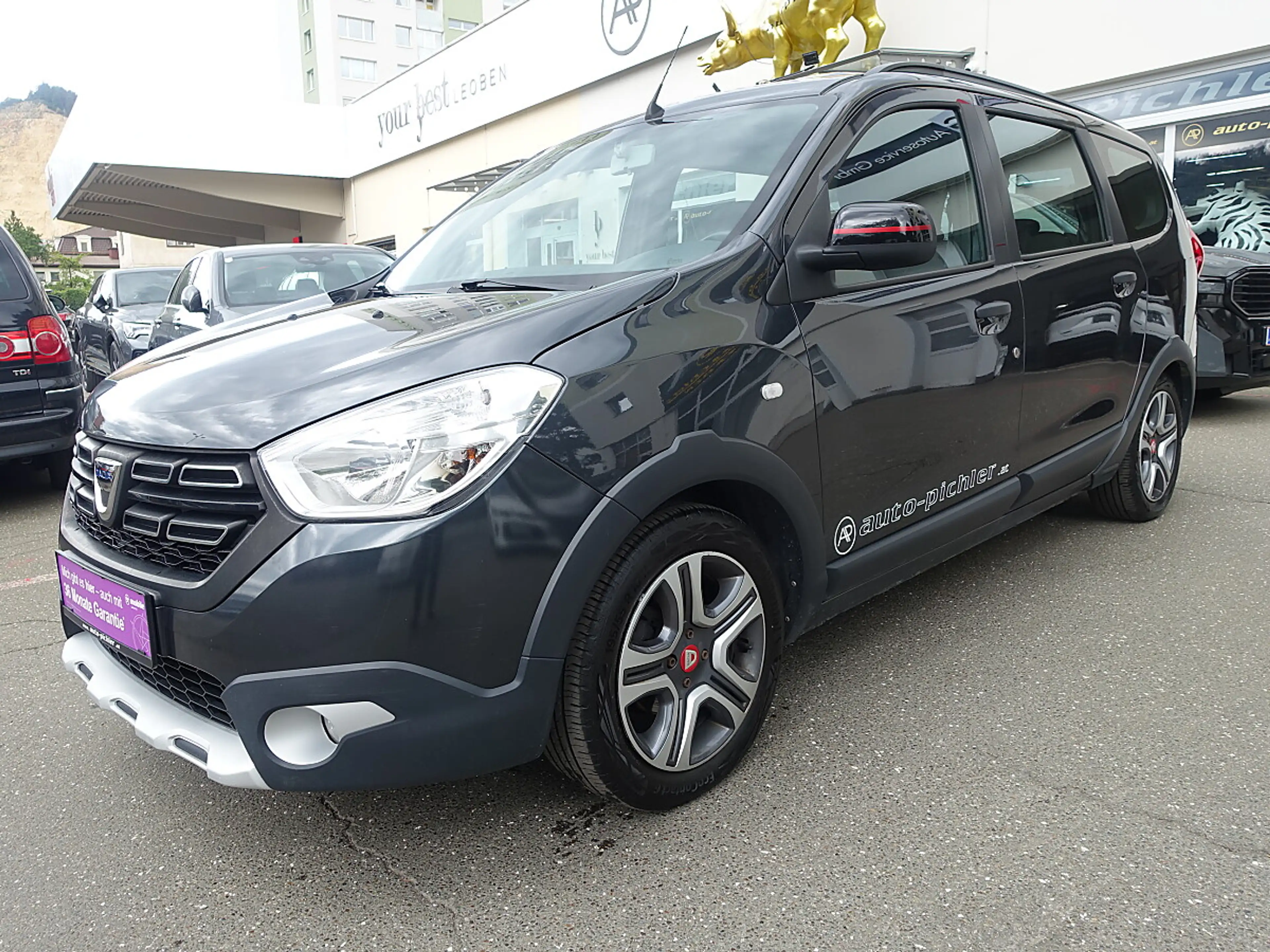 Dacia Lodgy Stepway Charisma SCe 100 S&S — photo 3