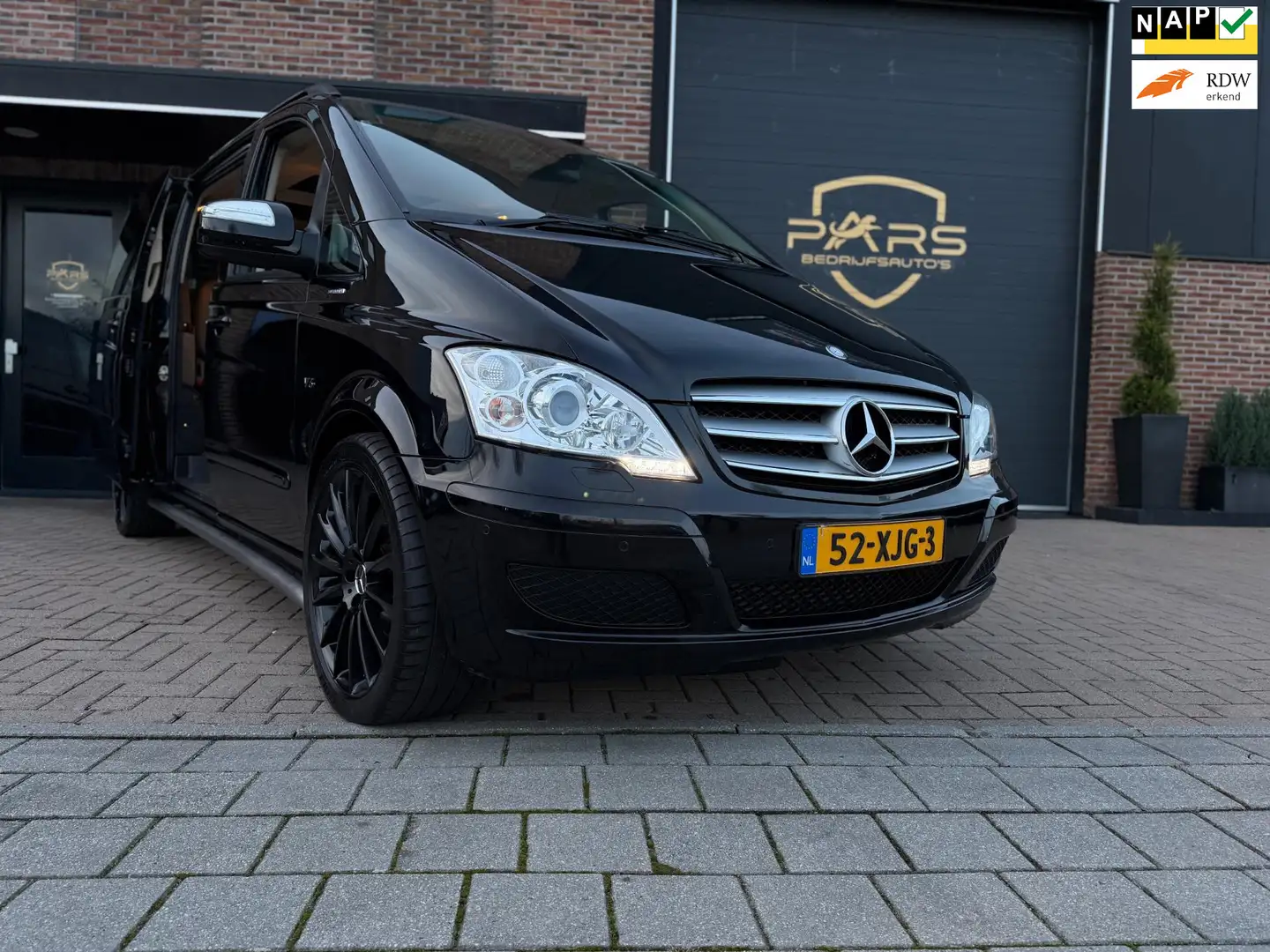 Mercedes-Benz Viano 3.0 CDI V6 Automaat Ambiente Edition Extra Lang Pe Czarny - 1