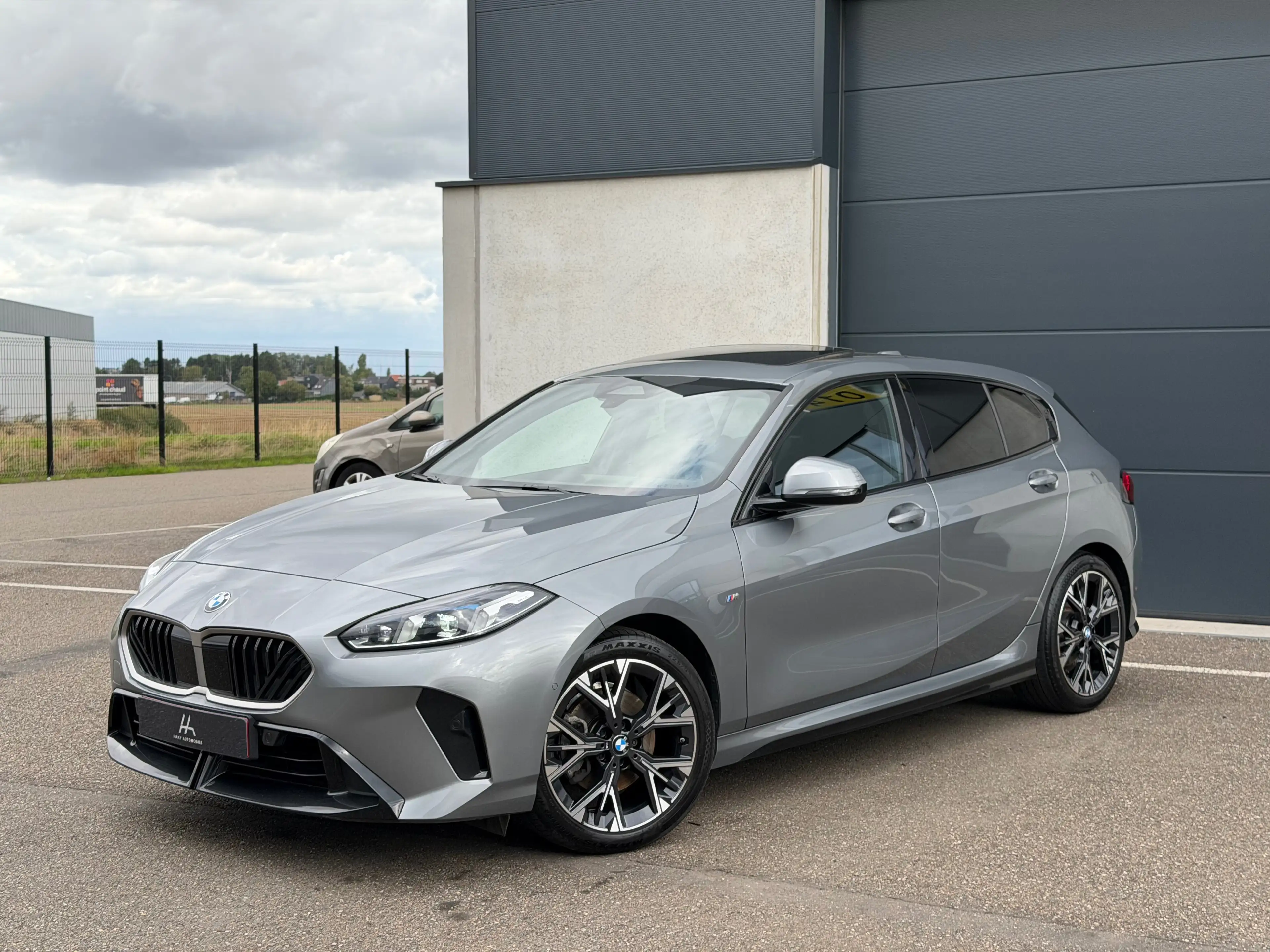 BMW 120 i hybride M Pack *Toit Pano/ Harman Kardon/ LED* Garantie BMW