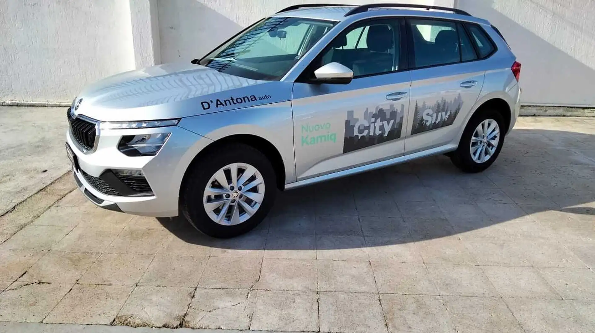 Skoda Kamiq 1.0 TSI Selection Argento - 2