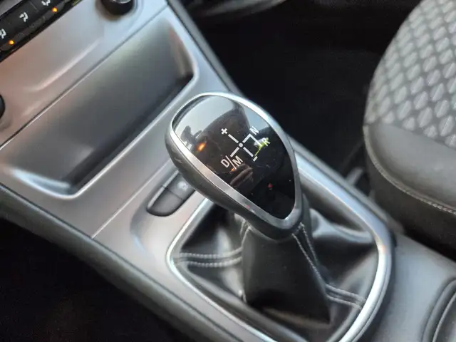 Opel Astra view 15