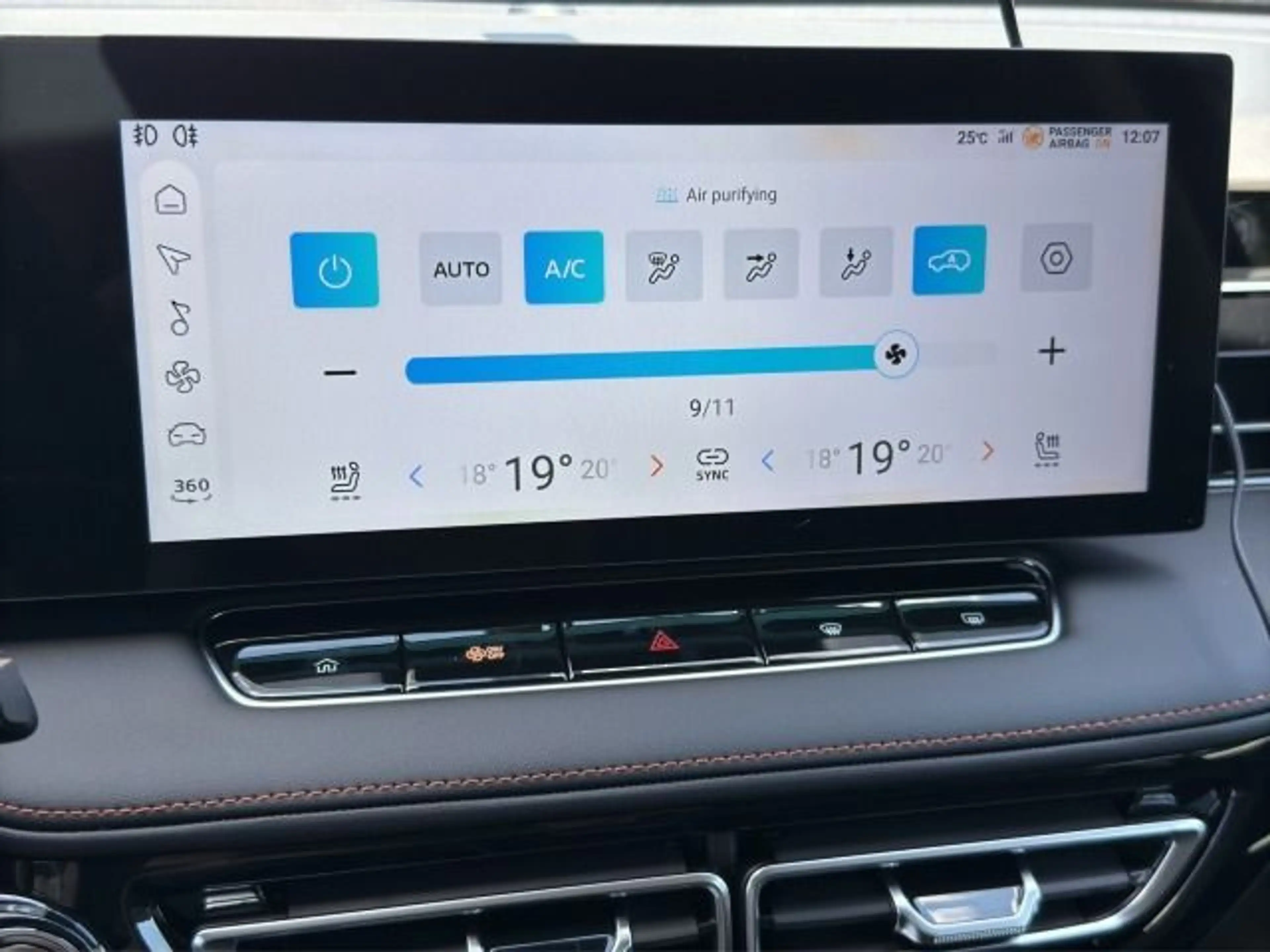 MG HS 1.5 PHEV LUXURY NAVI 360°KAMERA LM19 — photo 14