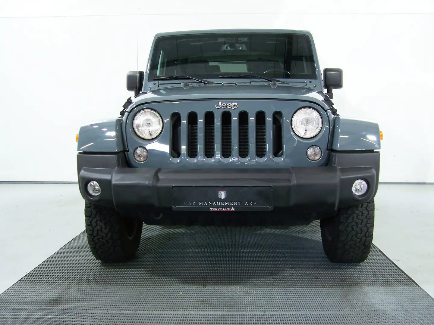 Jeep Wrangler 2.8 CRD Sahara aut1.HAND+ LEDER+NAV+SHZ Grau - 2