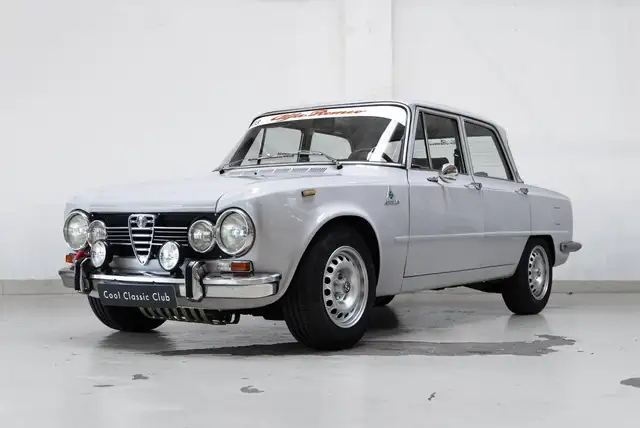 Alfa Romeo Giulia Super - 2.0L - LSD - Grigio indaco -