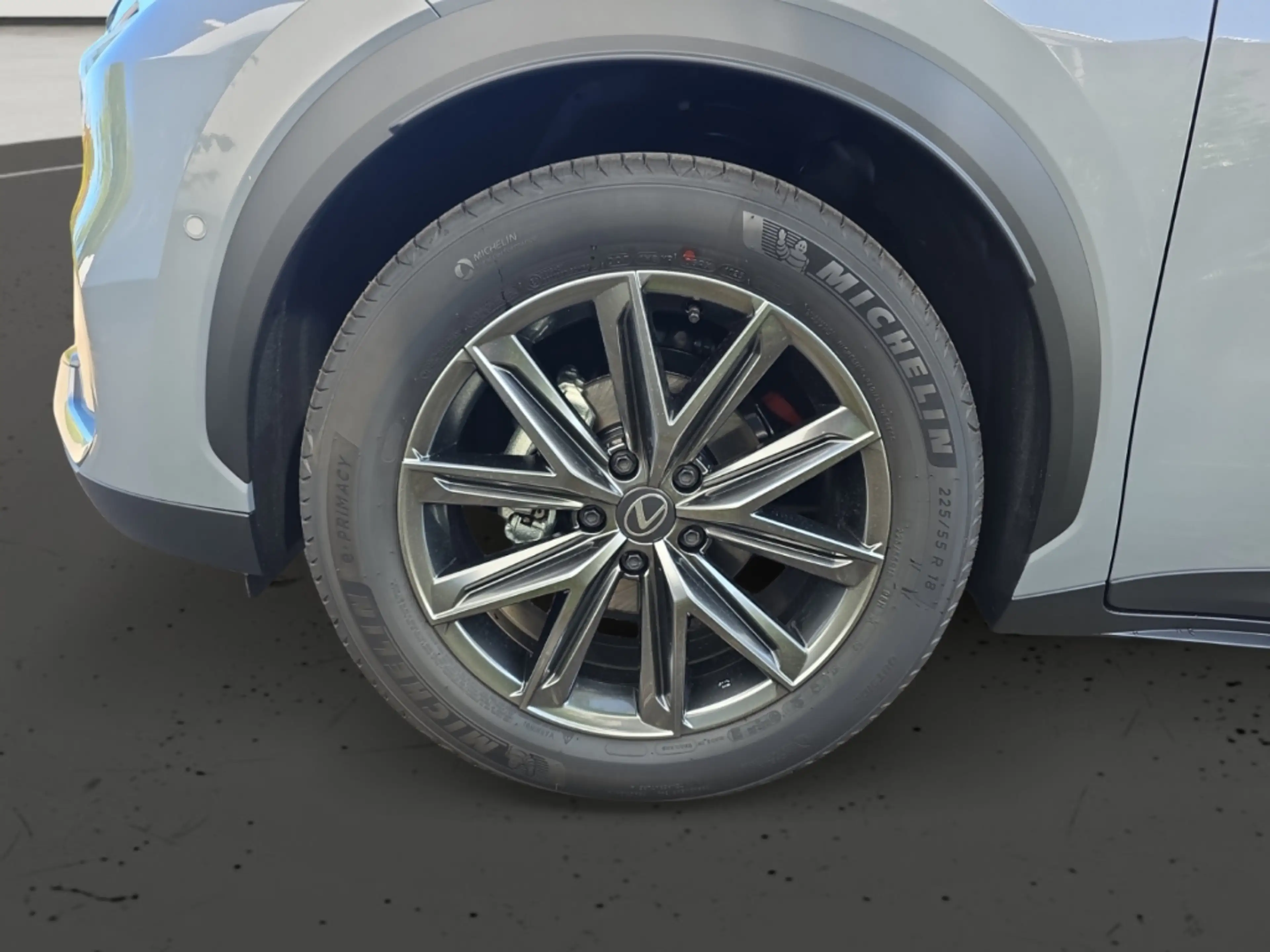 Lexus LBX FWD Elegant 1.5 Hybrid EU6e HUD Navi Leder Digital — photo 14