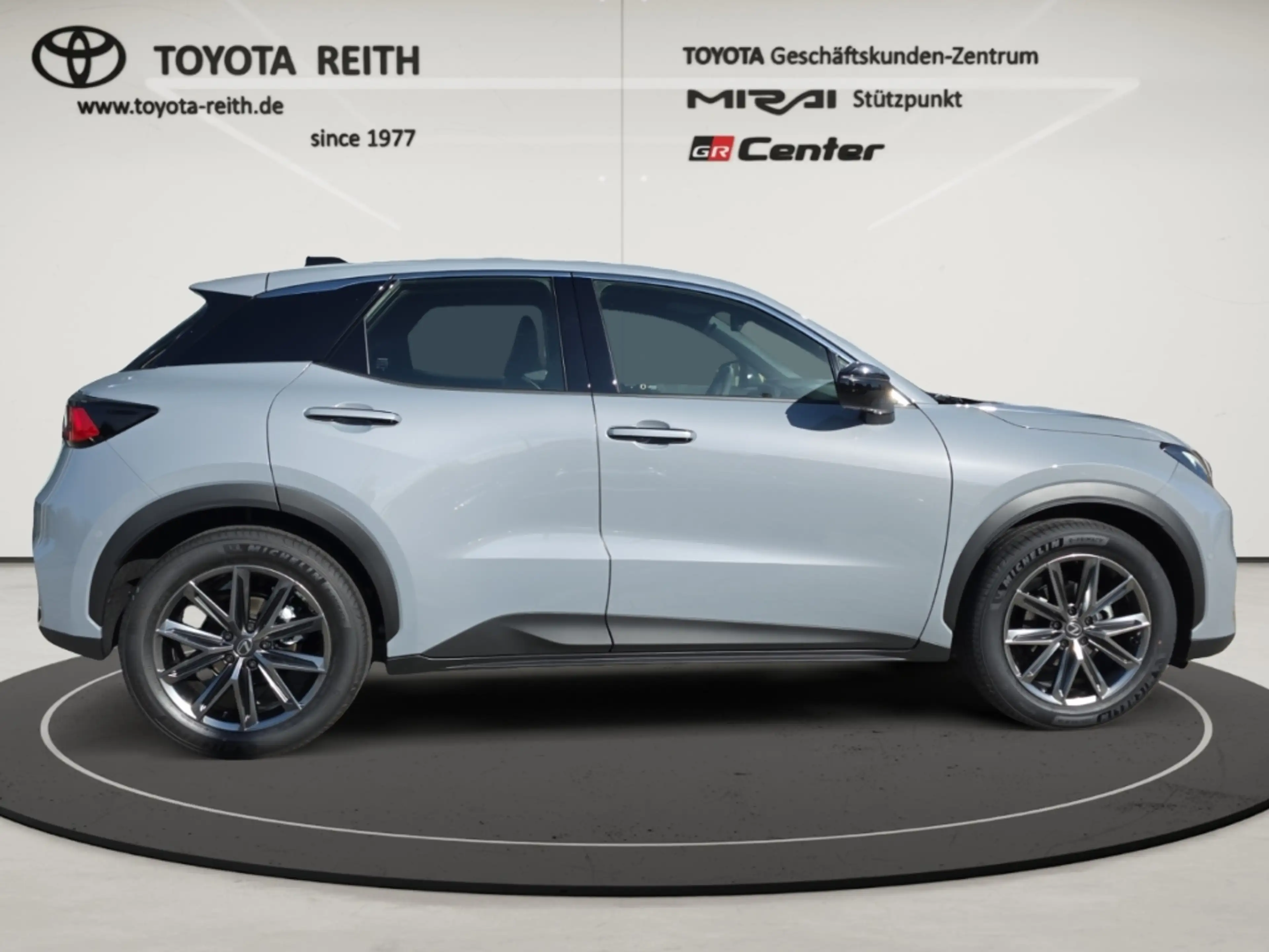 Lexus LBX FWD Elegant 1.5 Hybrid EU6e HUD Navi Leder Digital — photo 6
