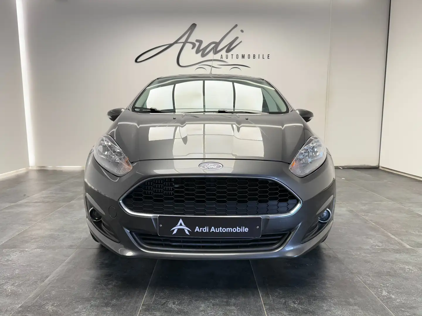 Ford Fiesta 1.0 EcoBoost Trend PowerShift*GPS*AIRCO*GARANTIE* Grijs - 2
