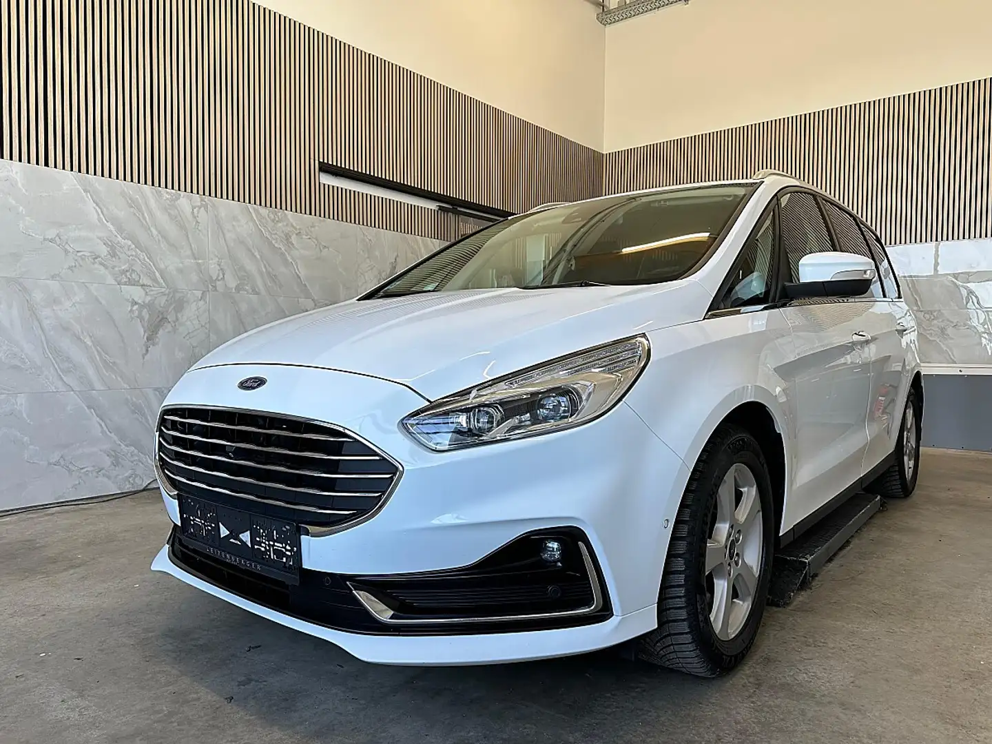 Ford Galaxy 2,0 EcoBlue SCR Titanium Aut. Anhängerkupplung ... Weiß - 1