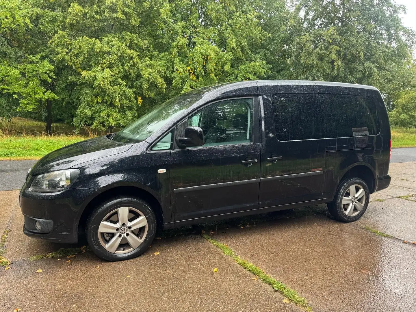 Volkswagen Caddy Maxi Roncalli 4Motion*Allrad*7Sitz*Privacy Schwarz - 2