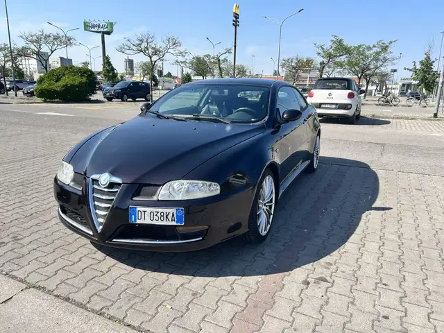Alfa Romeo GT