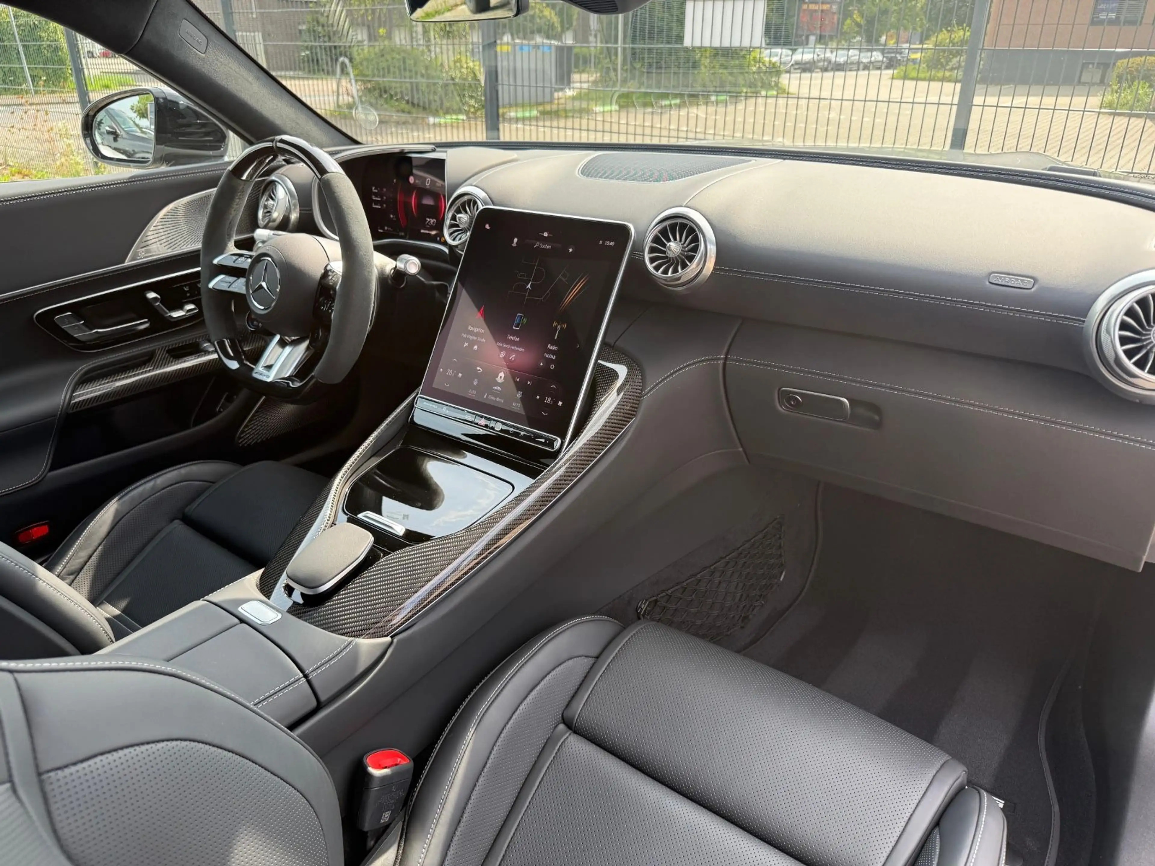 Mercedes-Benz AMG GT 63 4Matic+ Coupe Premium Plus/360°/Pano// — photo 18