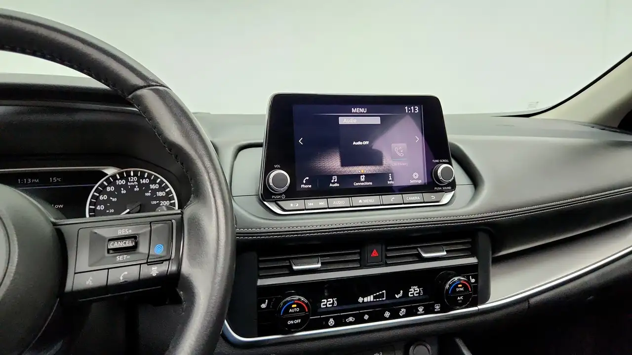 Nissan Rogue снимка Nissan Rogue
