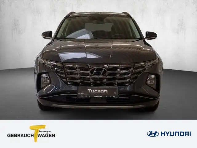 Hyundai Tucson view 2