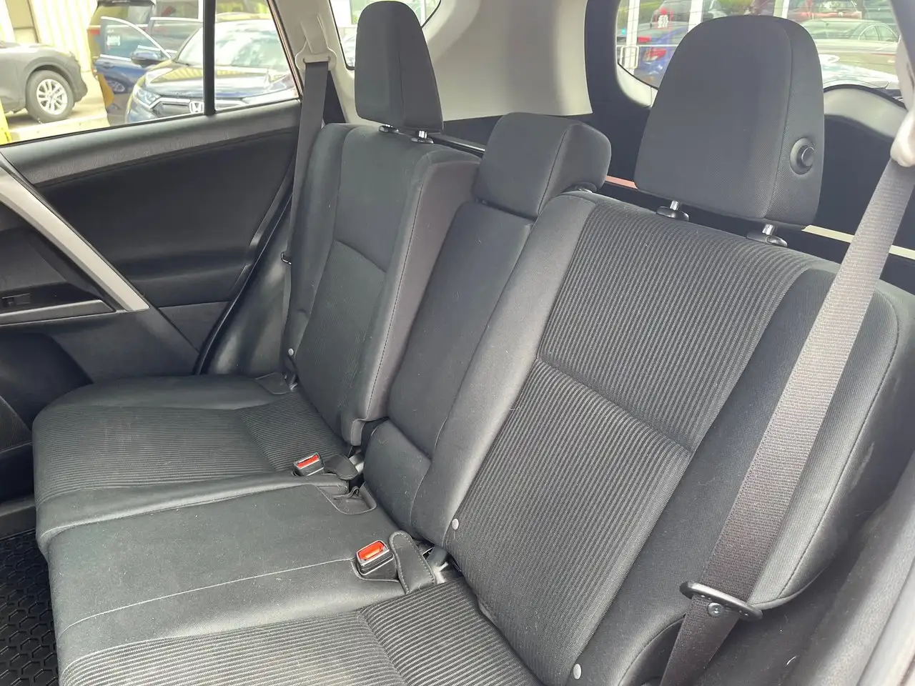 Toyota RAV 4 снимка Toyota RAV 4