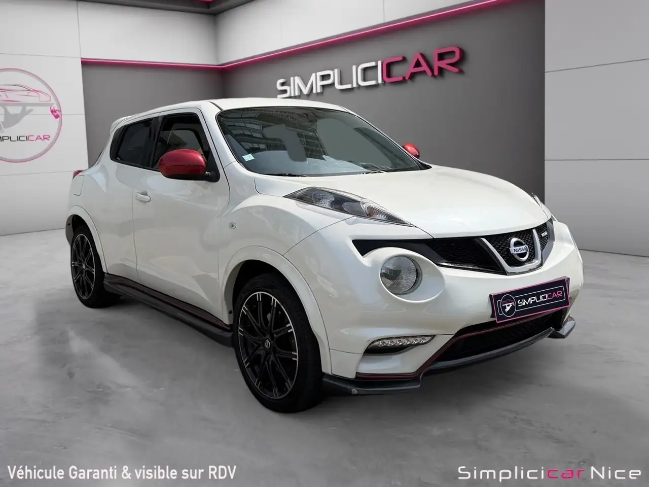 Nissan Juke JUKE ENTREPRISE 1.6E TURBO 200 NISMO