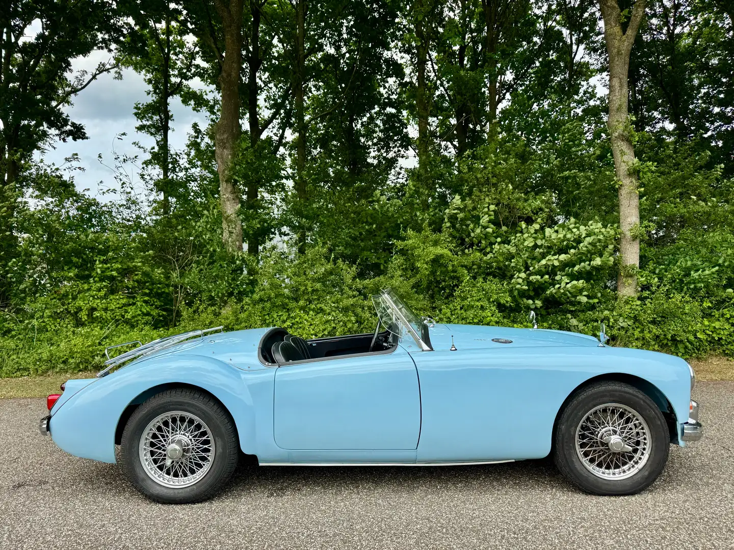 MG MGA 1600 Roadster Blauw - 2