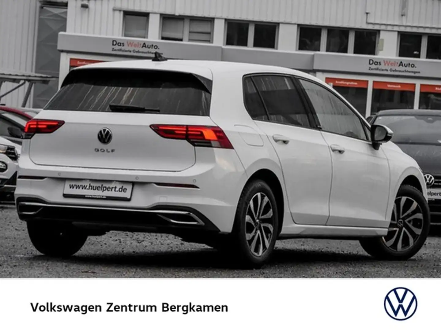 Volkswagen Golf VIII 1.5 ACTIVE ACC NAVI CARPLAY SITZHEIZ. Weiß - 2