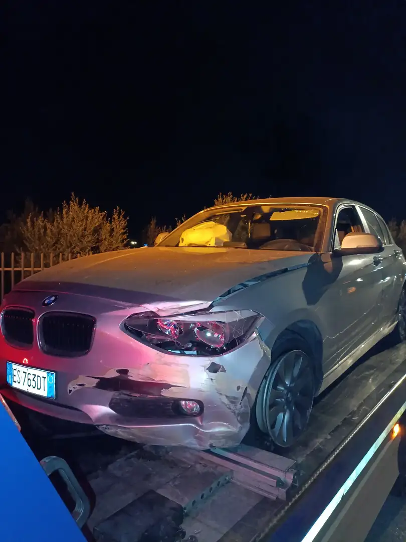 BMW 118 118d 5p xdrive Urban - 1