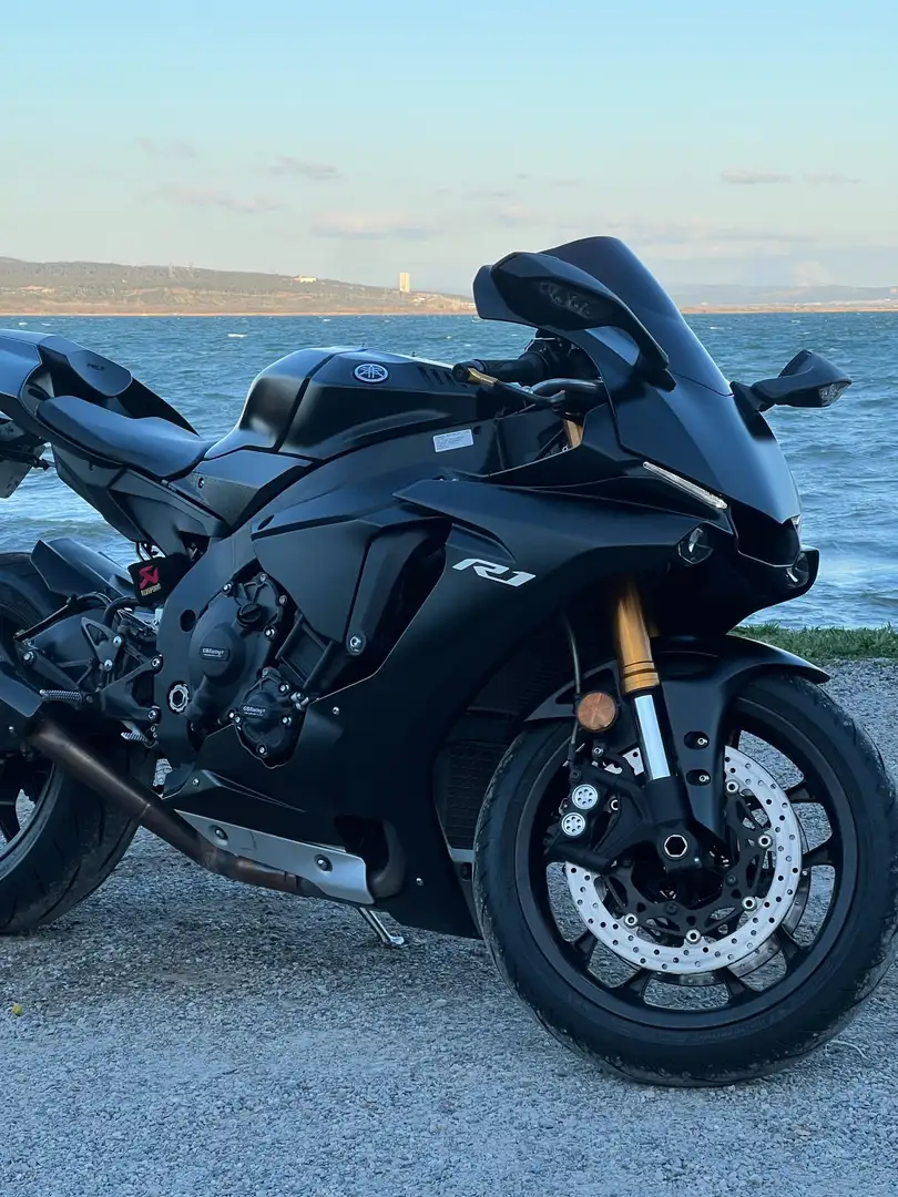 Yamaha YZF 1000 - 2