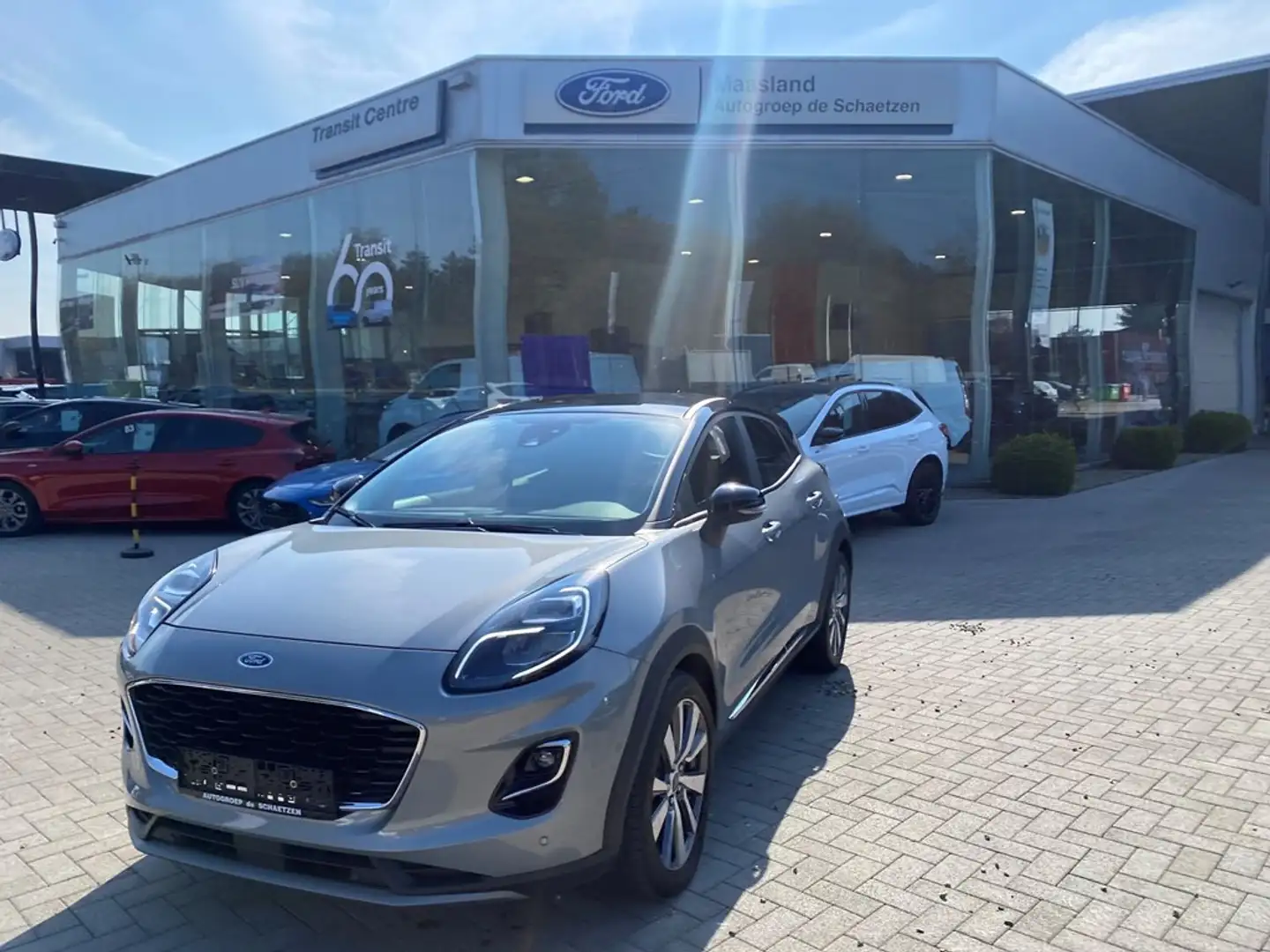 Ford Puma Titanium X 1.0i 125 PK M6: Apdatieve cruise, winte Argent - 1