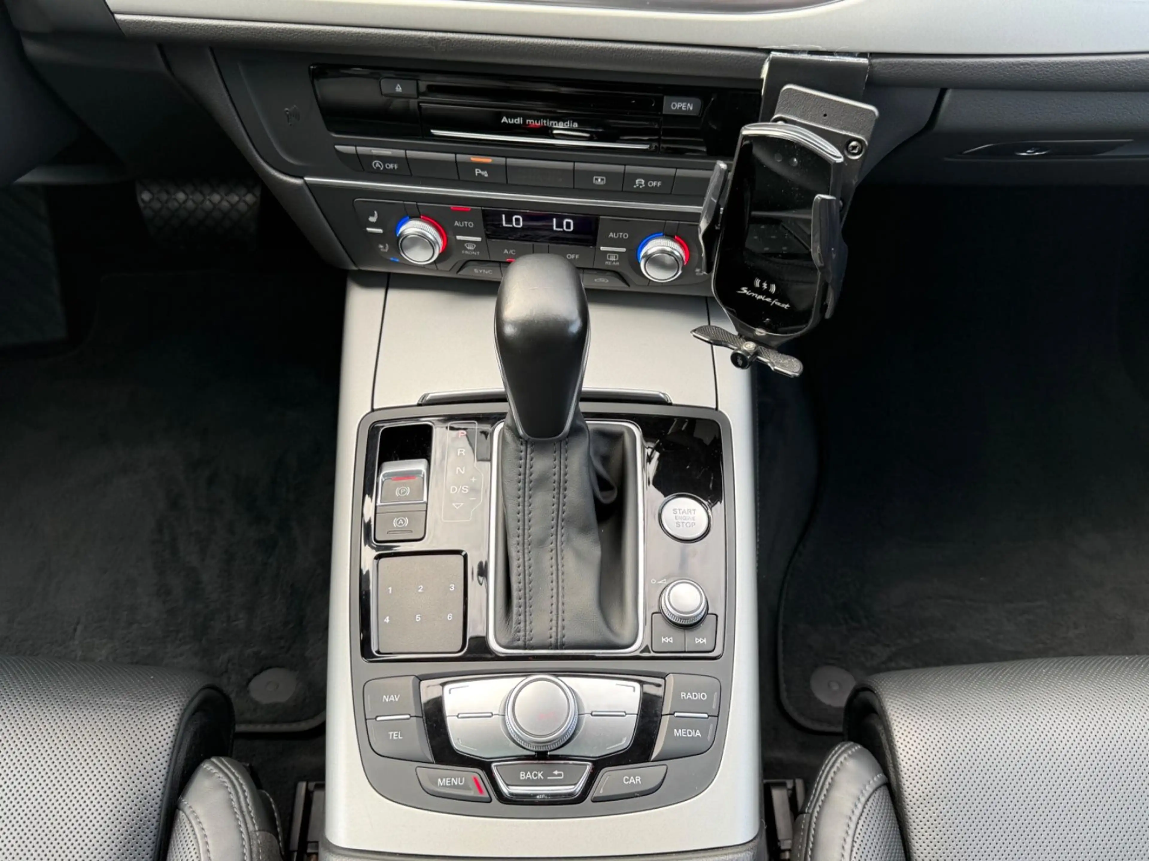 Audi A6 Lim. 3.0 TDI quattro.AHK!Checkheft!!Tüv neu! — photo 15