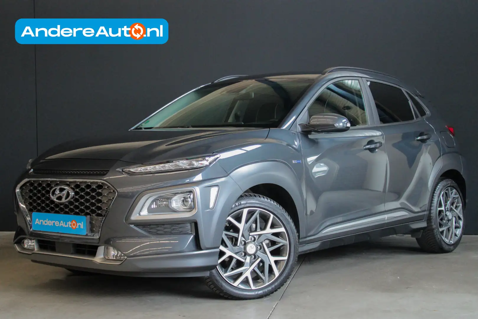 Hyundai KONA 1.6 GDI HEV Premium |trekhaak|stoel/stuurverwarmin Gris - 1