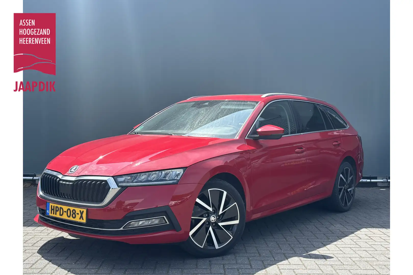 Skoda Octavia Combi BWJ 2021 1.4 TSI iV PHEV 204 PK Business Edi Rood - 1