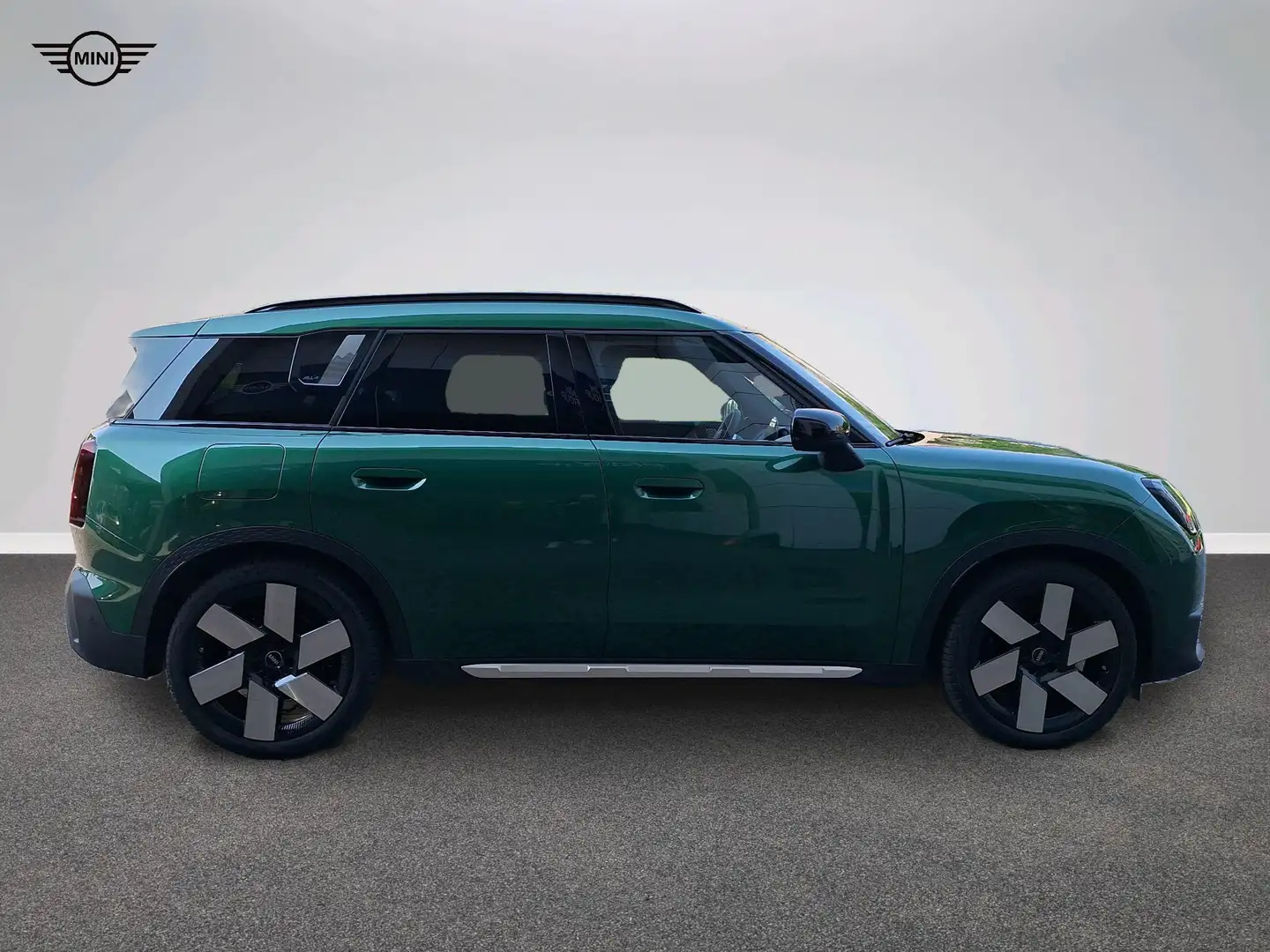 MINI Countryman SE All4 Favoured Verde - 2