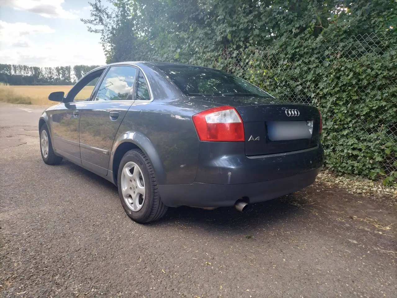 Audi A4 2.0, foto 2