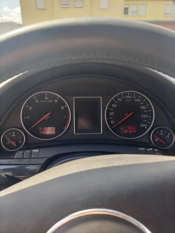 Audi A4 2.0, foto 5
