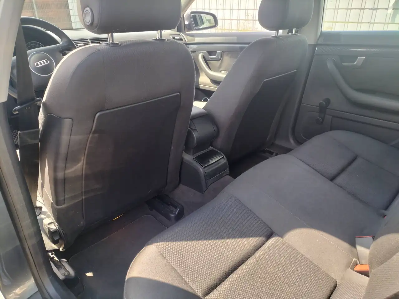 Audi A4 2.0, foto 4