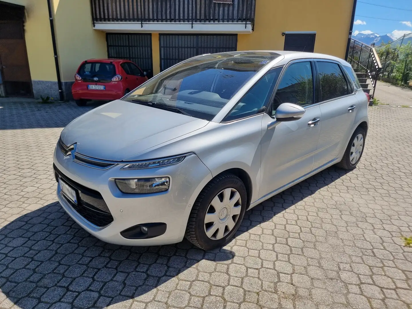 Citroen C4 Picasso 1.6 hdi 16v Exclusive 110cv fap Argento - 1